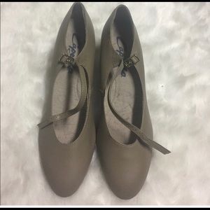 Like New Tan Capezio Character Shoes